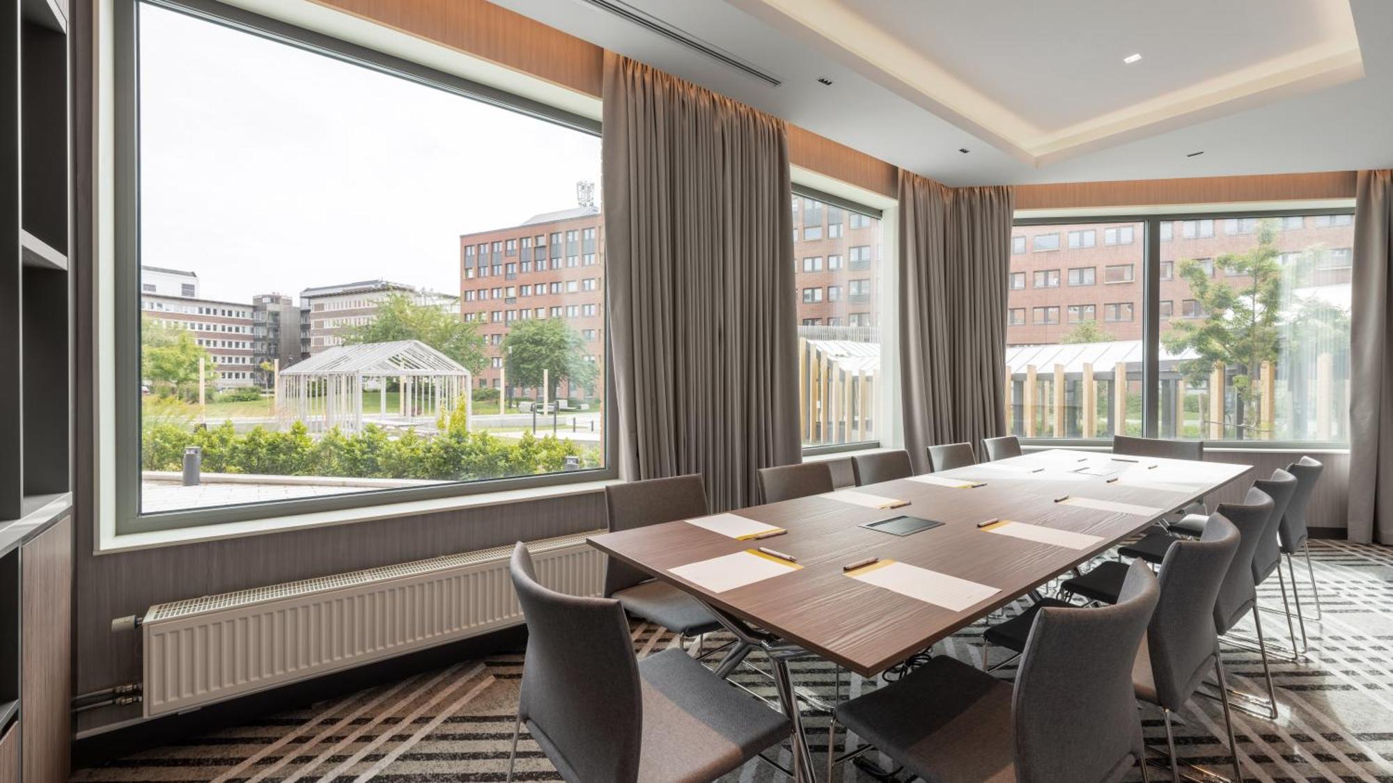 Voco Stockholm - Kista By Ihg Hotel Exterior foto